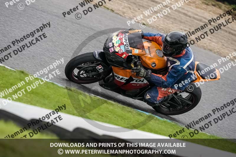 enduro digital images;event digital images;eventdigitalimages;lydden hill;lydden no limits trackday;lydden photographs;lydden trackday photographs;no limits trackdays;peter wileman photography;racing digital images;trackday digital images;trackday photos